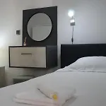 Vila Enthia