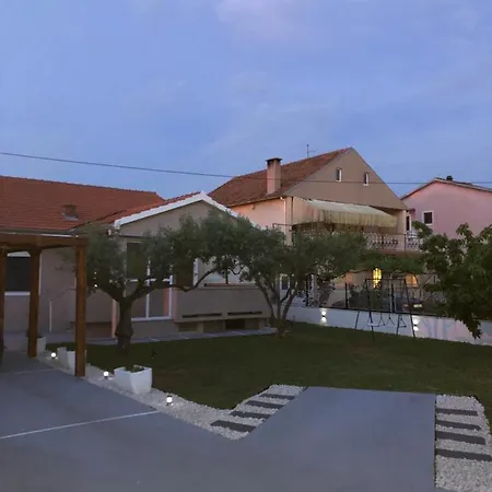 Villa Enthia *